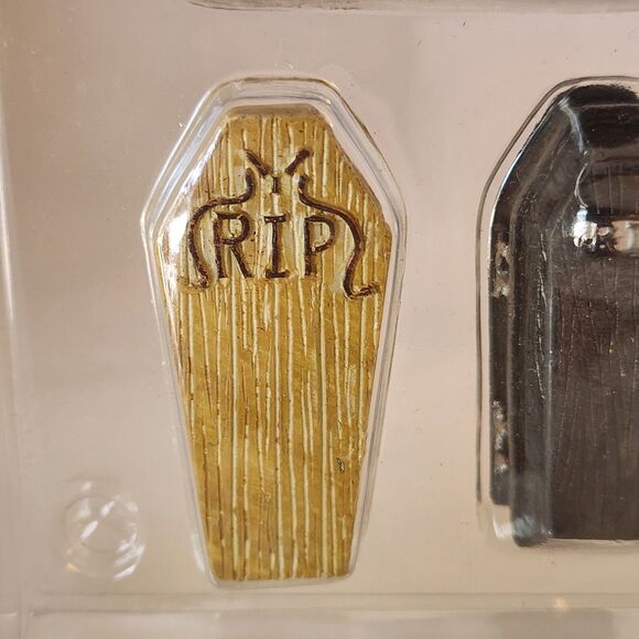 LEMAX Spooky Town Set of 3 Coffins 2007 New In Packaging #14853 - Picture 8 of 11